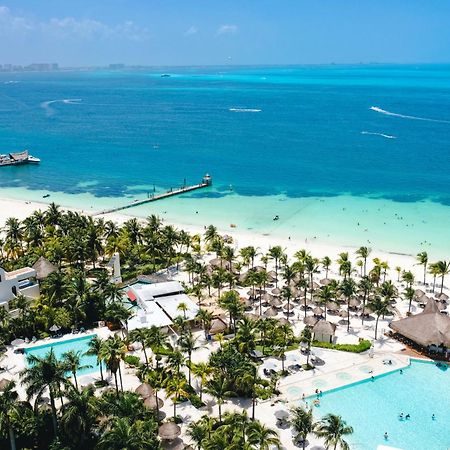 Presidente Intercontinental Cancun Resort Bagian luar foto Aerial view of the beach at the Grand at Moon Palace