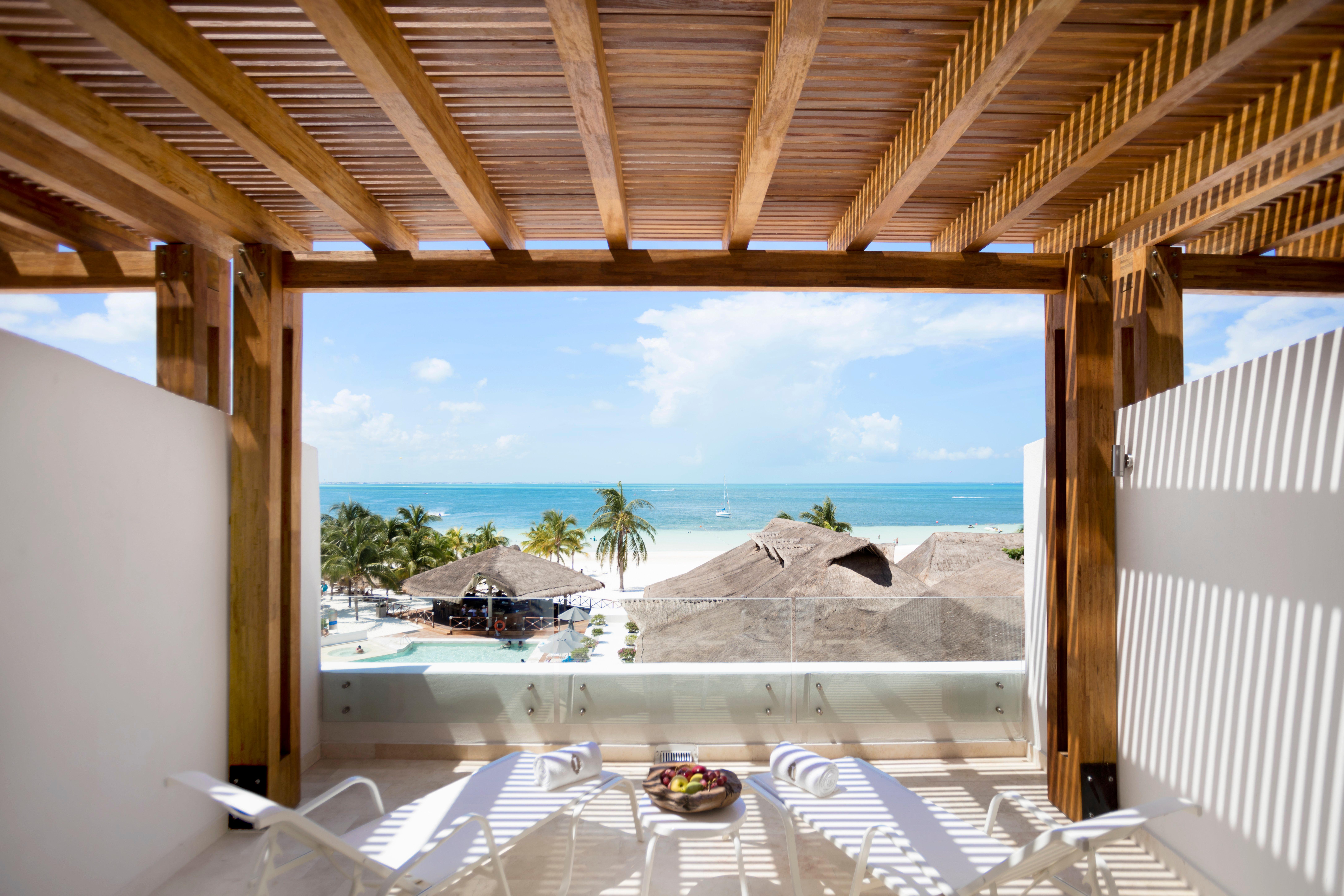 Presidente Intercontinental Cancun Resort Bagian luar foto View from a room at the Grand at Moon Palace