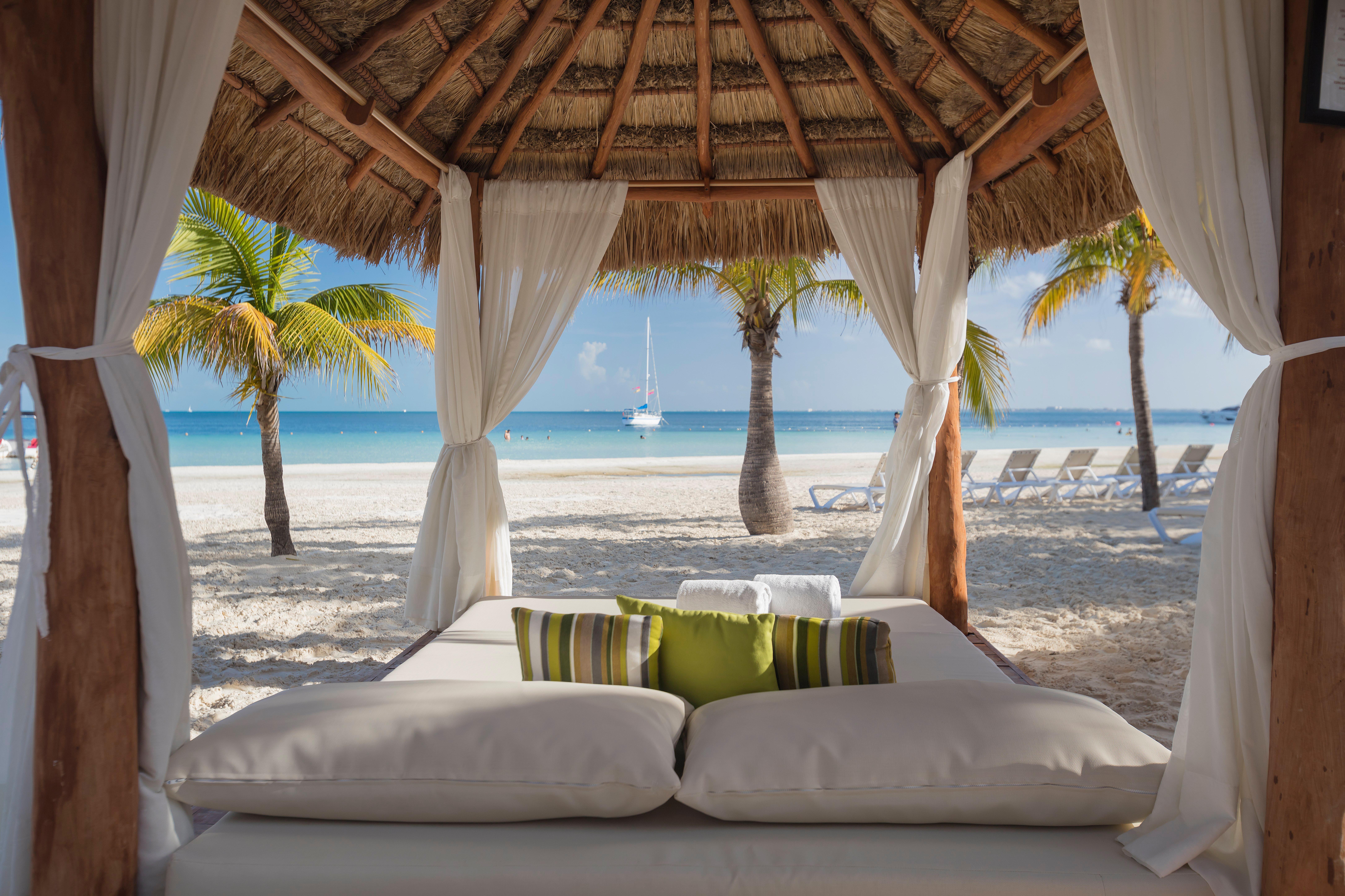 Presidente Intercontinental Cancun Resort Bagian luar foto Beach at the Hard Rock Hotel