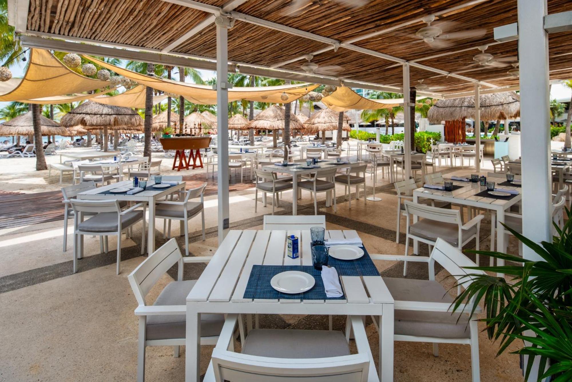 Presidente Intercontinental Cancun Resort Bagian luar foto